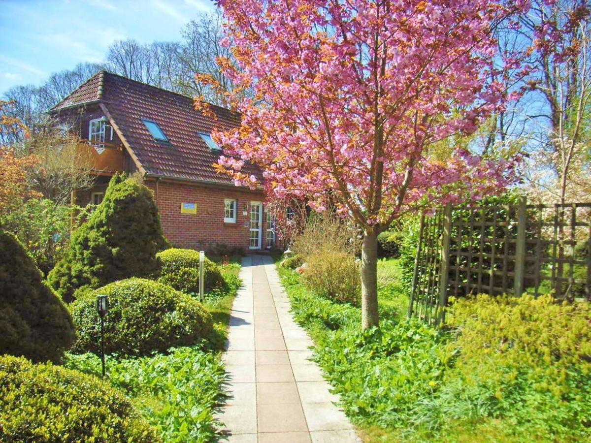 Ostsee Hotel-Pension An Der Lindenallee Bad Doberan Luaran gambar
